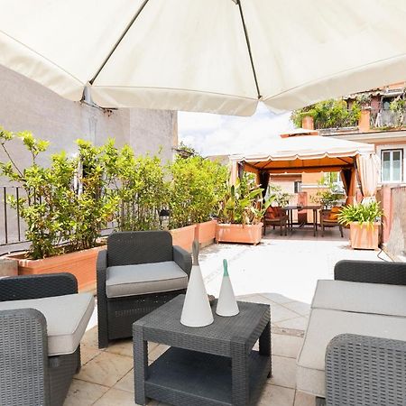 Apartemen 67 m² dengan 1 kamar tidur dan 1 kamar mandi pribadi di Trastevere Rome Bagian luar foto