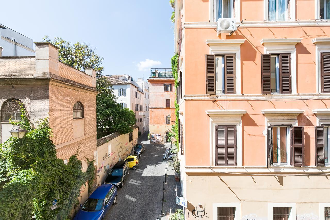 Apartemen 67 m² dengan 1 kamar tidur dan 1 kamar mandi pribadi di Trastevere Rome Bagian luar foto