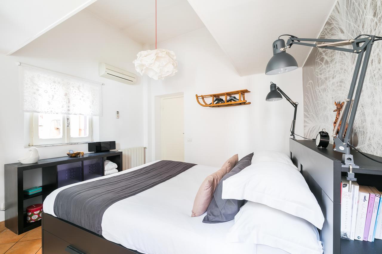 Apartemen 67 m² dengan 1 kamar tidur dan 1 kamar mandi pribadi di Trastevere Rome Bagian luar foto